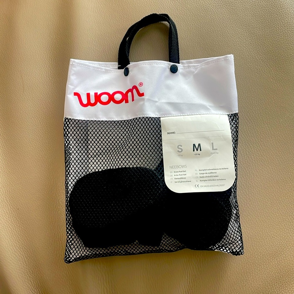 Woom - NEEBOWS - knee pads set - size: M, never been used, still in packaging